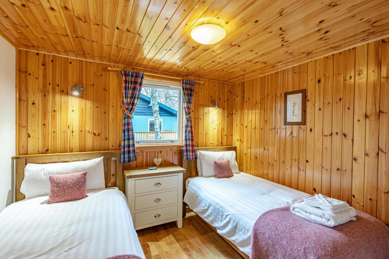 Holiday home Bracken 6 With Hot Tub Belladrum