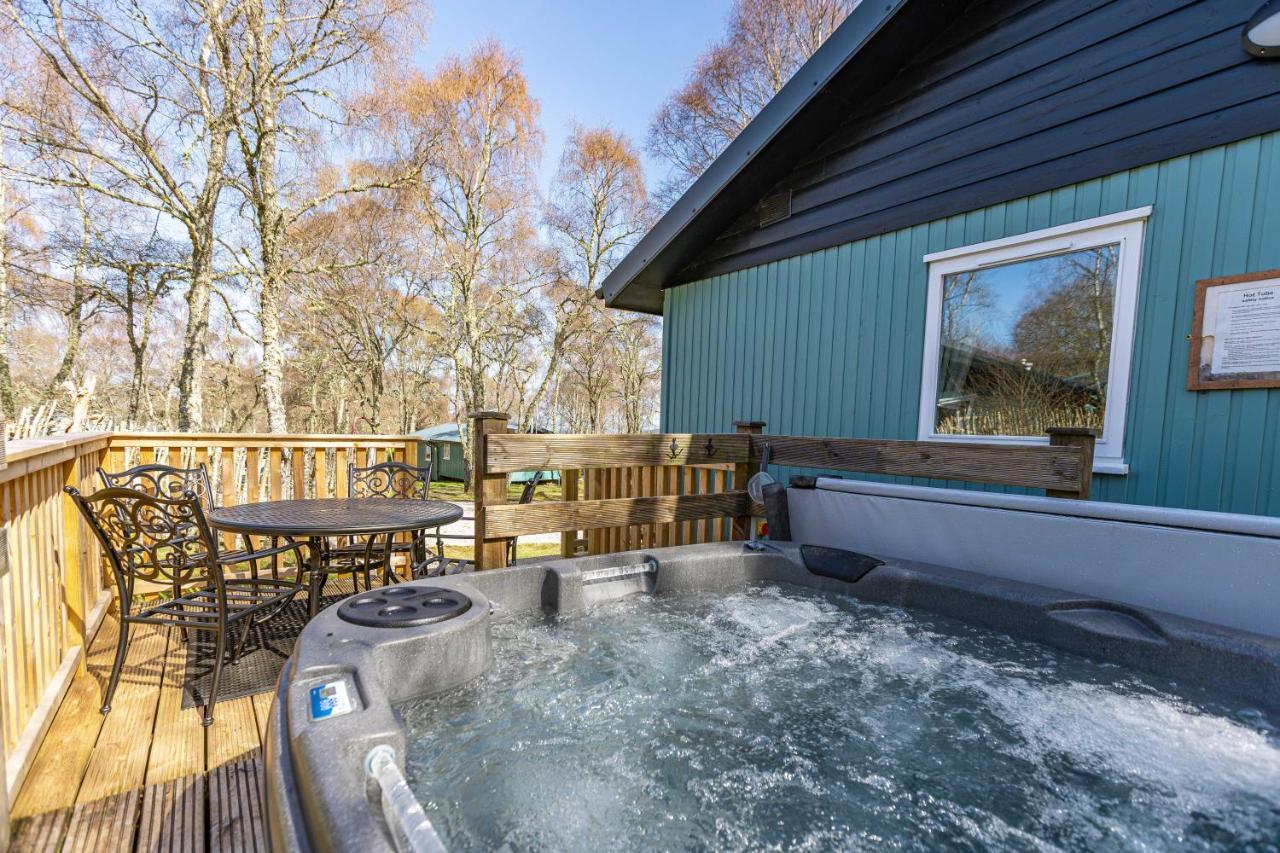 Bracken 6 With Hot Tub Holiday home *